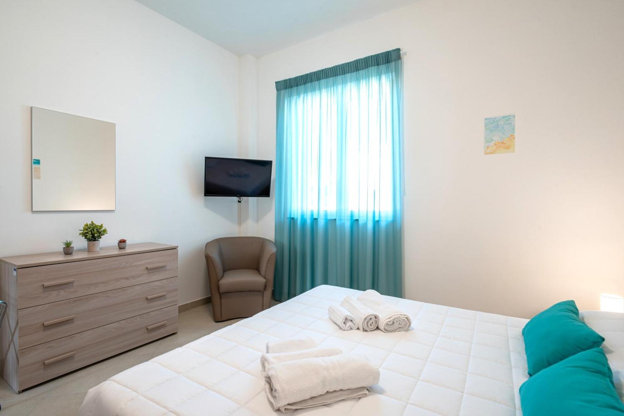Icaro Residence Apartments With A Beautiful Pool Sant'Agata di Militello Bagian luar foto