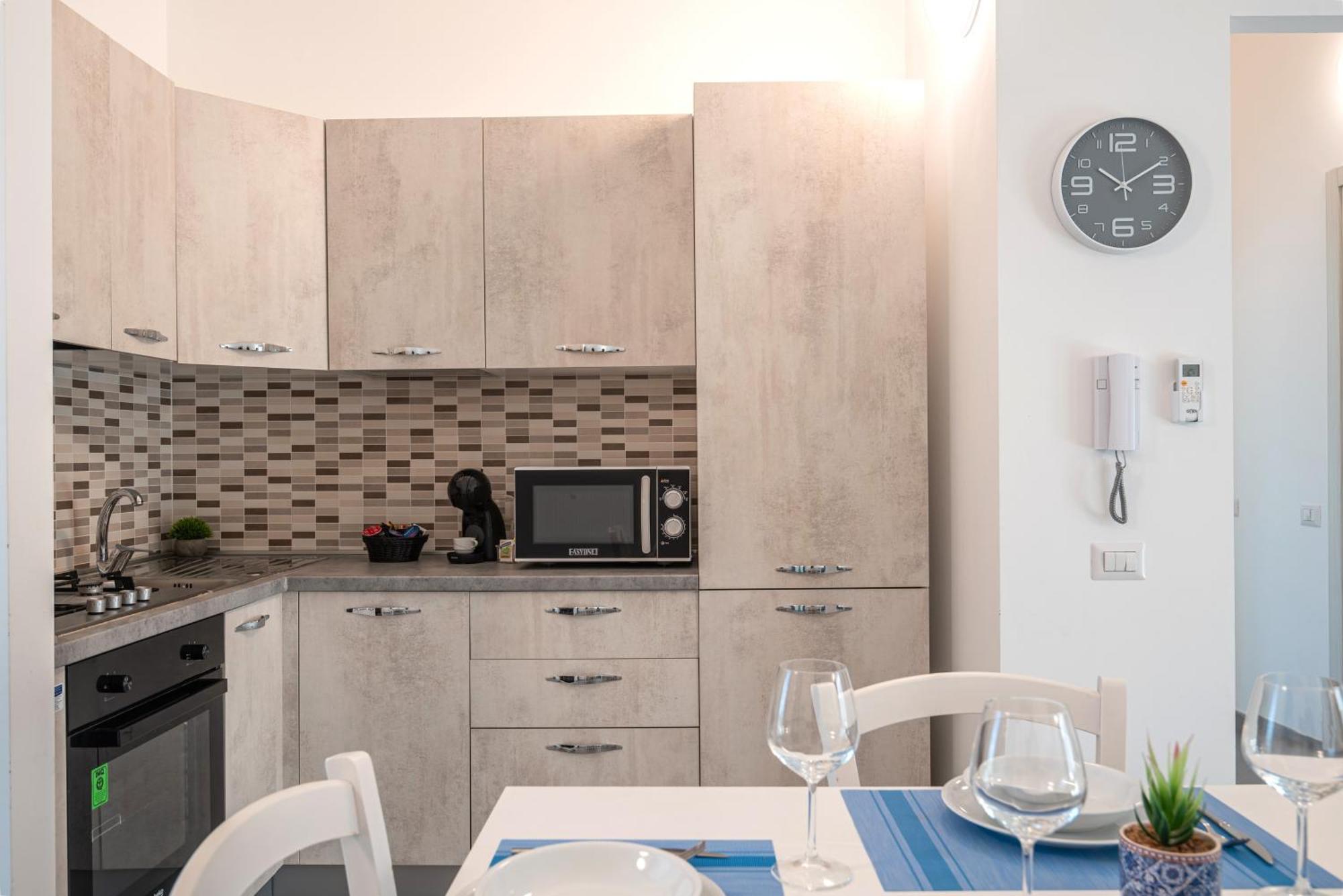 Icaro Residence Apartments With A Beautiful Pool Sant'Agata di Militello Bagian luar foto