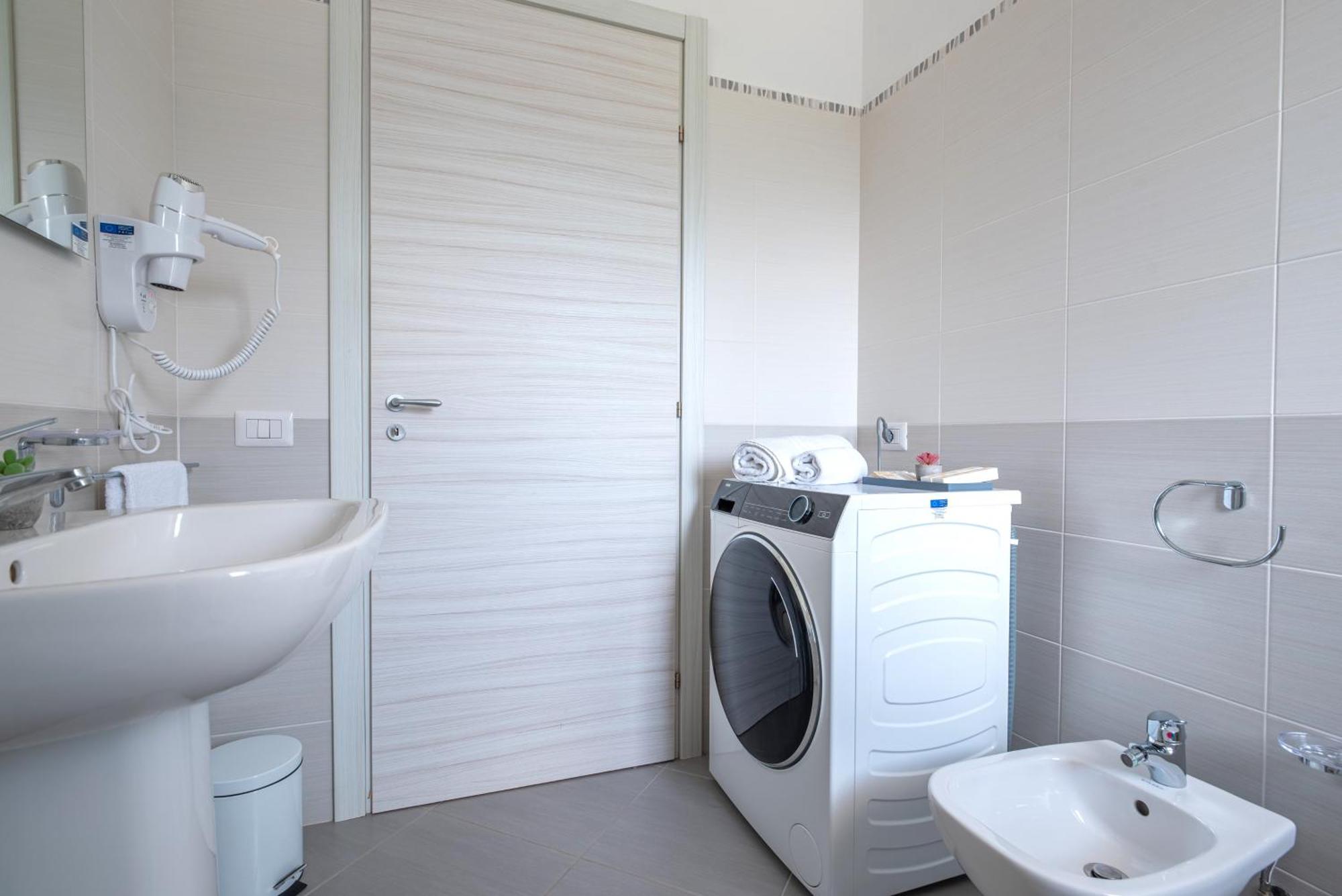 Icaro Residence Apartments With A Beautiful Pool Sant'Agata di Militello Bagian luar foto